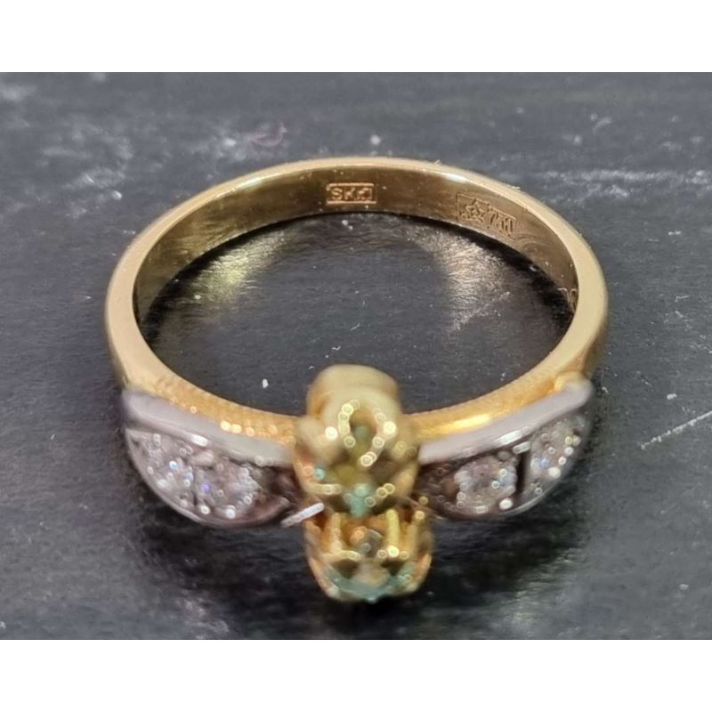 Pierścionek ze szmaragdami i brylantami pr750 3,84g + certyf