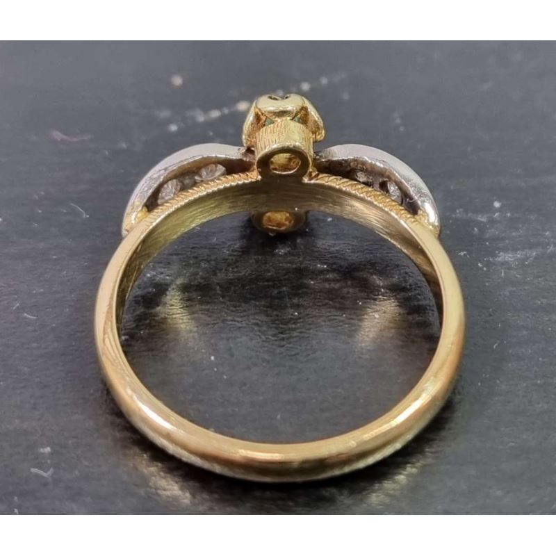 Pierścionek ze szmaragdami i brylantami pr750 3,84g + certyf