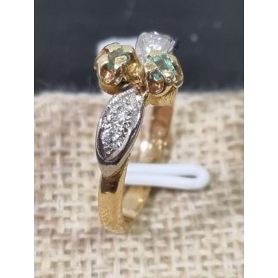 Pierścionek ze szmaragdami i brylantami pr750 3,84g + certyf