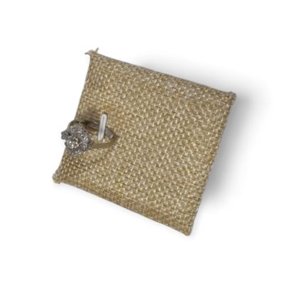 Pierścionek cert (wycena 2600) p 750  waga (g): 4,21