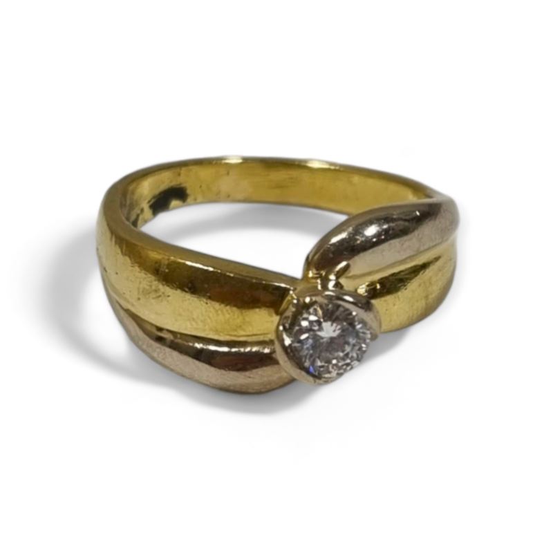 Pierścionek cert. wycena 6100 p 750 waga (g): 6,34