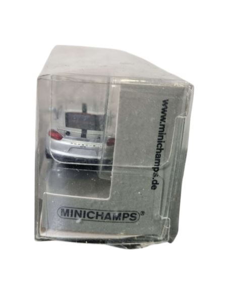 Minichamps 870068124 Porsche 911 GT2 RS 2018 Minichamps 870068124 Porsche 911 GT2 RS 2018