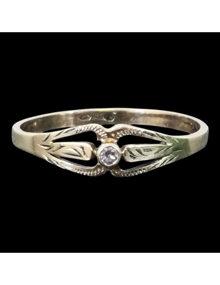 Złoty pierścionek 1.24g pr.585 r.15