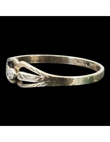 Złoty pierścionek 1.24g pr.585 r.15