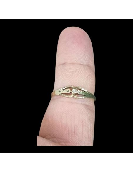 Złoty pierścionek 1.24g pr.585 r.15