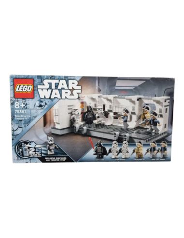 LEGO Star Wars 75387 Wejście na Pokład Statku Kosmicznego Tantive IV