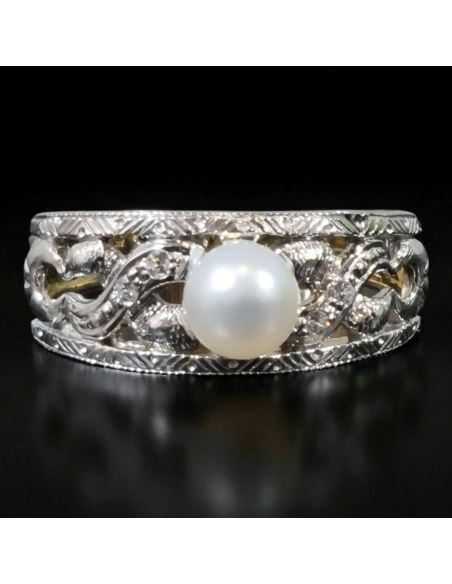 Pierścionek Z Perłą 3,95g 585 r.17