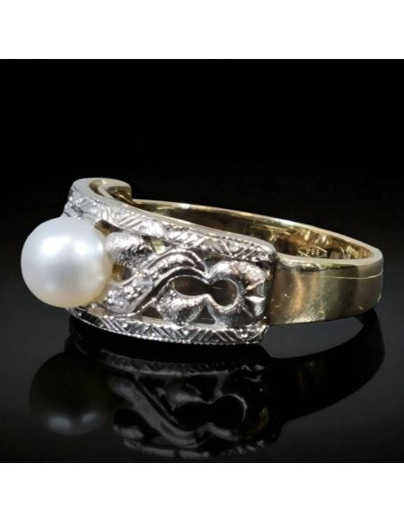 Pierścionek Z Perłą 3,95g 585 r.17
