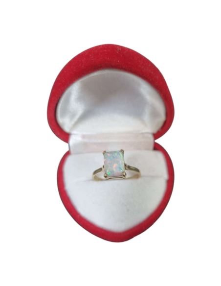 Pierścionek z Prostąkątnym Opalem 2,01g 585 r.14