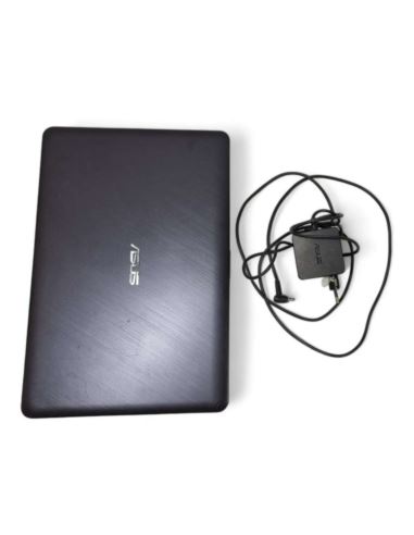 Laptop Asus Sonicmaster i3 7200u 12GB Ram Geforce MX110