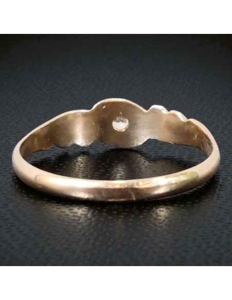 Pierścionek Falowane oczko 1,46g 585 r.18