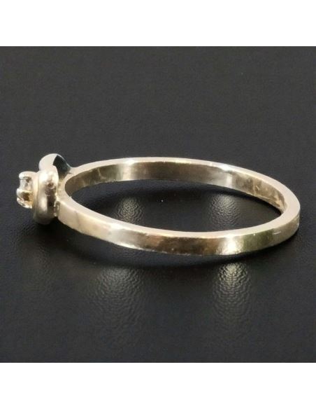 Pierścionek "Bypass" z oczkiem 1,64g pr.585 r.12