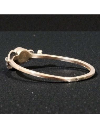 Pierścionek Liść z niebieskim oczkiem 0,97g pr.585 r.14