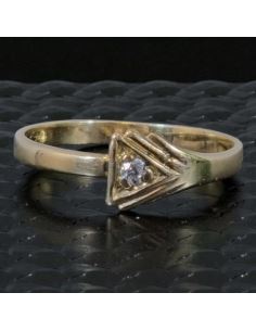 Pierścionek z Trójkątem 1,38g pr.585 r.13