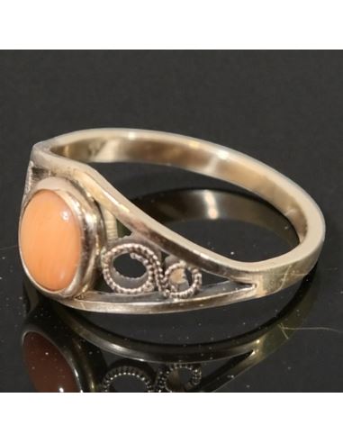 Pierścionek z Jasnym Koralem 2,12g pr.585 r.11