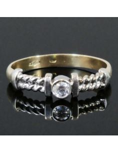 Pierścionek z Białym Złotem 2,24g pr.585 r.16