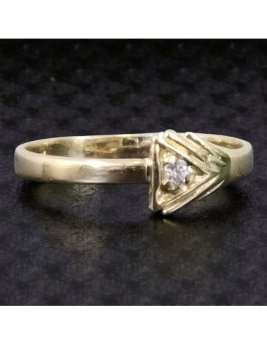 Pierścionek z Trójkątem 1,38g pr.585 r.13