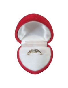 Pierścionek z Trzema Cyrkoniami 1.22g pr.585 r.18