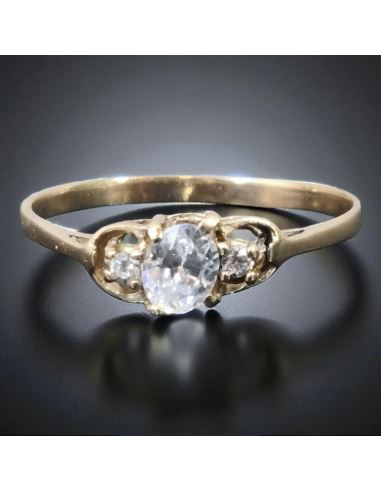 Pierścionek z Trzema Cyrkoniami 1.22g pr.585 r.18