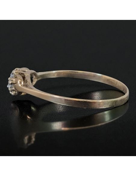 Pierścionek z Trzema Cyrkoniami 1.22g pr.585 r.18