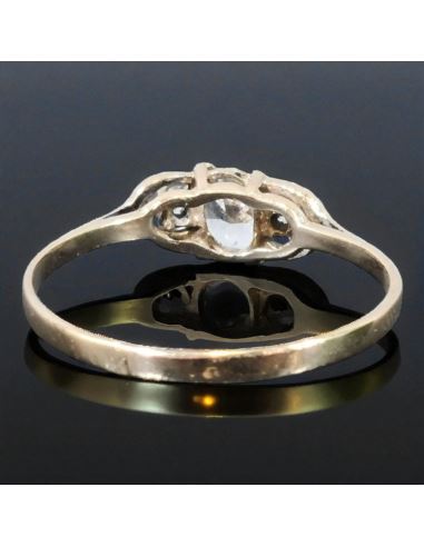 Pierścionek z Trzema Cyrkoniami 1.22g pr.585 r.18