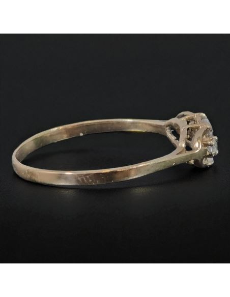 Pierścionek z Trzema Cyrkoniami 1.22g pr.585 r.18