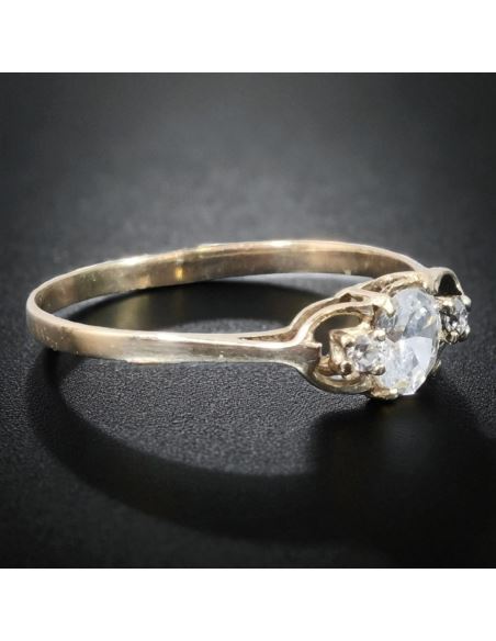 Pierścionek z Trzema Cyrkoniami 1.22g pr.585 r.18