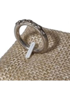 Pierścionek z trójkątami r.10 4,12g 925