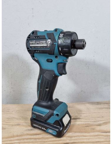 Zakrętarka Makita DF032D 3xaku 2 Ah + ładowarka