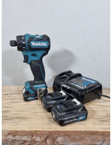 Zakrętarka Makita DF032D 3xaku 2 Ah + ładowarka